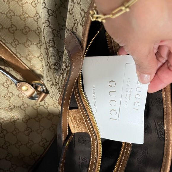 💯 Authentic Gucci: Glittery Twin GG Metallic Finish Bronze Tote Bag *RARE* - Picture 17 of 17